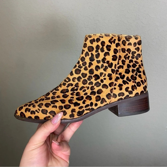 Lucky Brand Lenree2 Calf Hair Leopard Print Bootie Women’s 8.5. - Picture 2 of 10